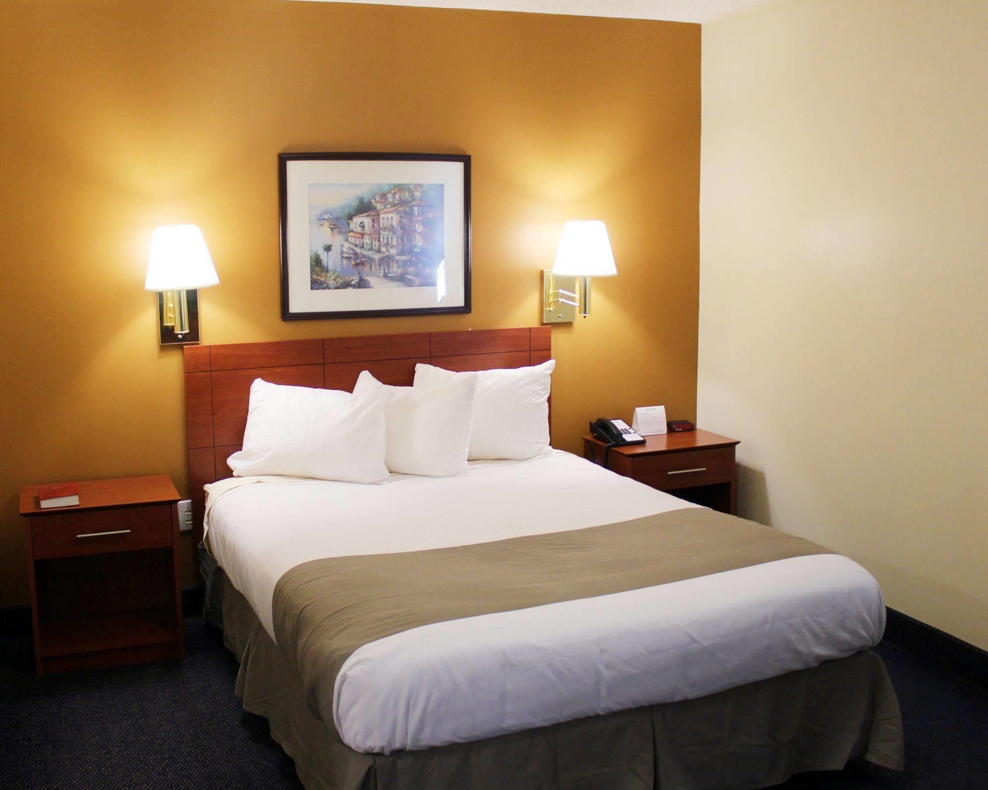 Motel 6-Richmond, Va - I-64 West Генрайко Екстер'єр фото