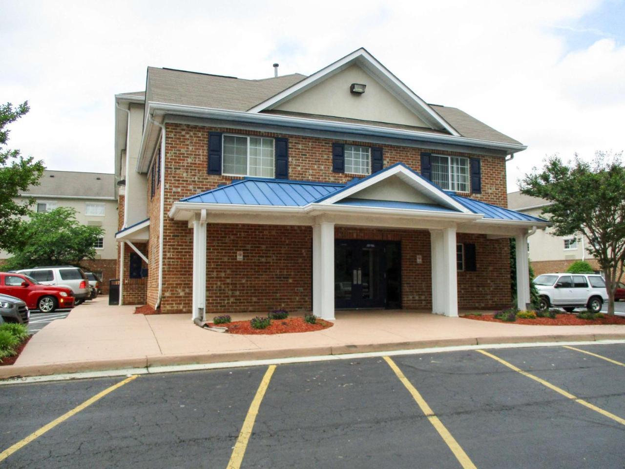 Motel 6-Richmond, Va - I-64 West Генрайко Екстер'єр фото