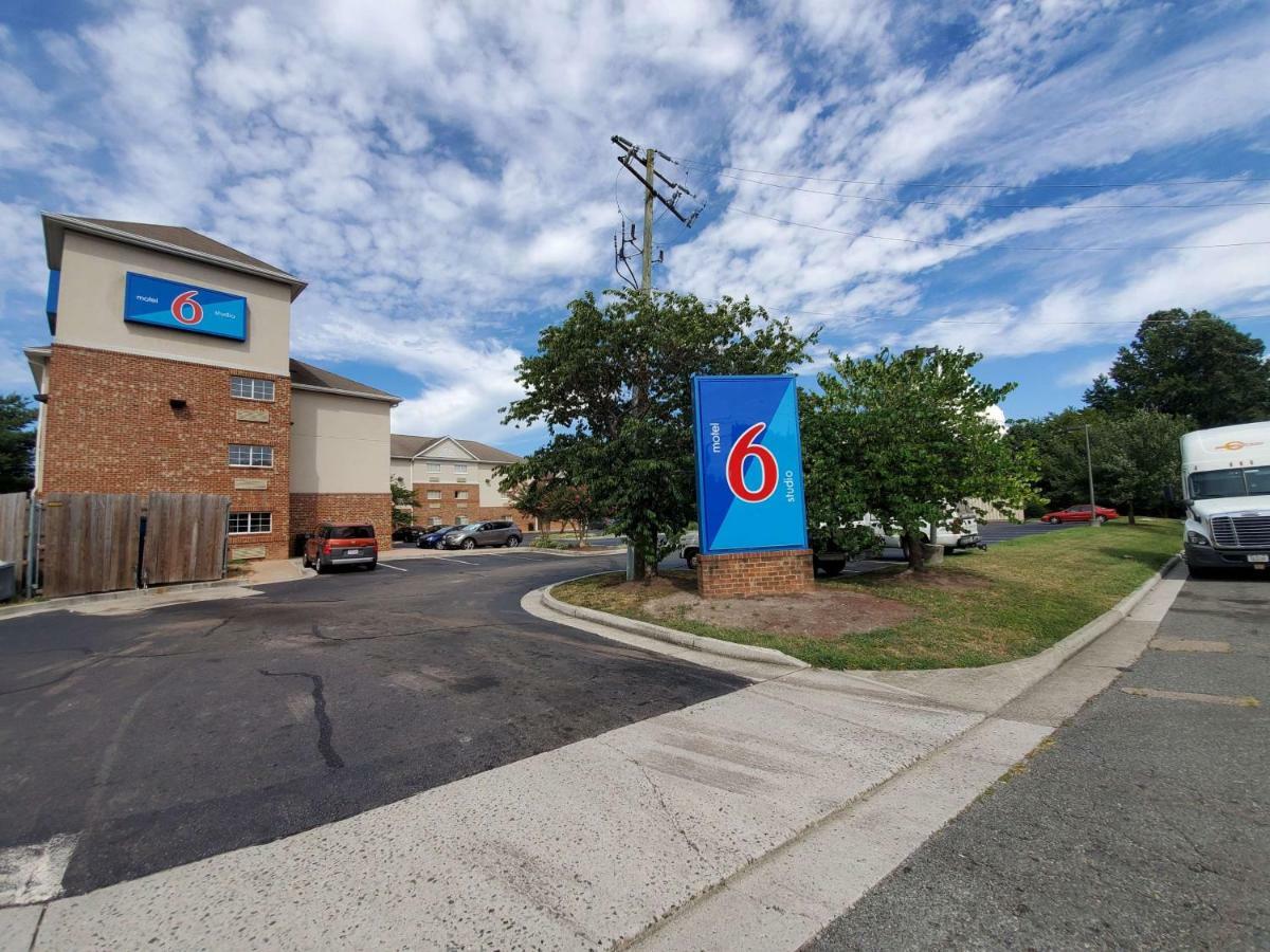 Motel 6-Richmond, Va - I-64 West Генрайко Екстер'єр фото